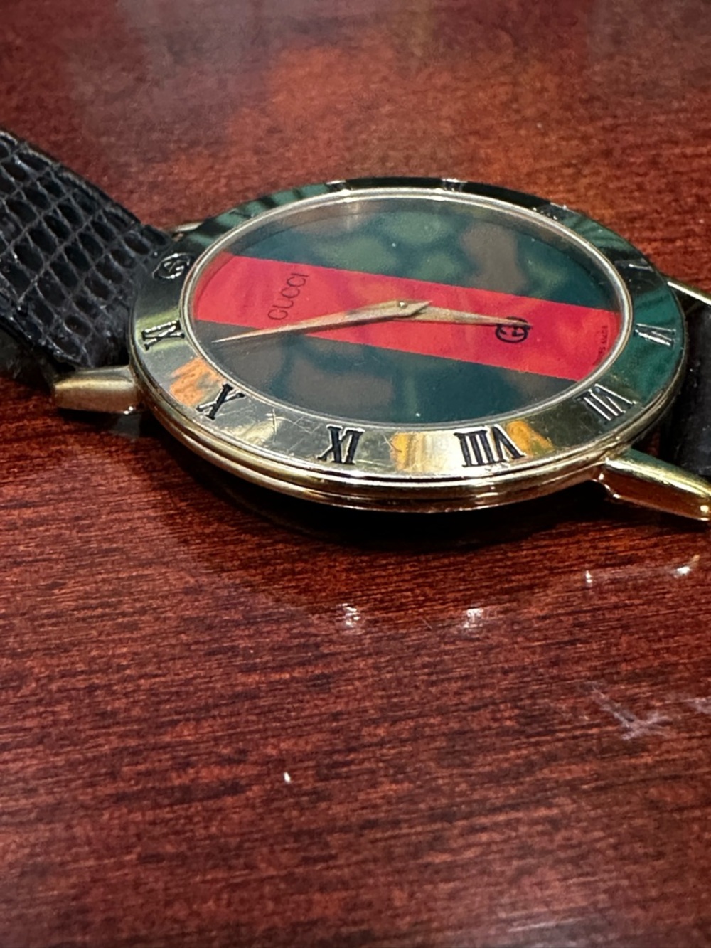 Vintage Gucci Web Stripe Watch Gold Roman Bezel Green Red Dial Swiss Made - Picture 4 of 10